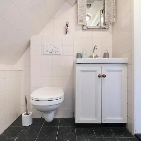 Hébergement de vacances Idyllisch En Knus Met Prachtige Veranda. Oterleek