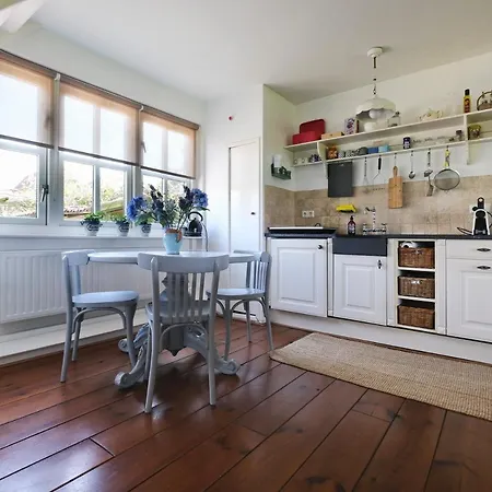 Idyllisch En Knus Met Prachtige Veranda. 펜션