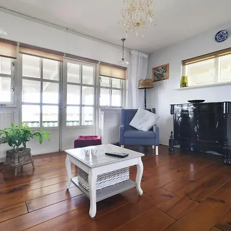 Tatil Evi Idyllisch En Knus Met Prachtige Veranda. Oterleek